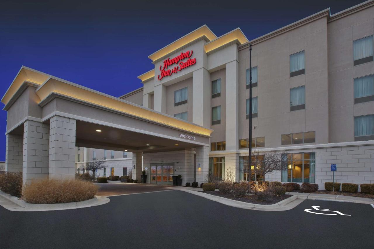 Hampton Inn & Suites Wichita-Northeast Екстериор снимка